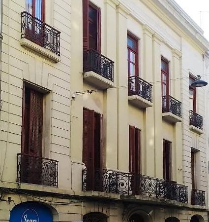 Posada Del Gaucho Hostel Montevideo Exterior photo